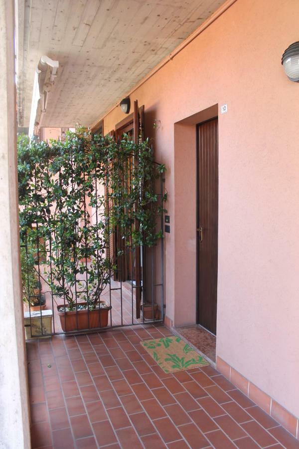 Indesenzano Apartment ديسينسانو ديل غاردا المظهر الخارجي الصورة