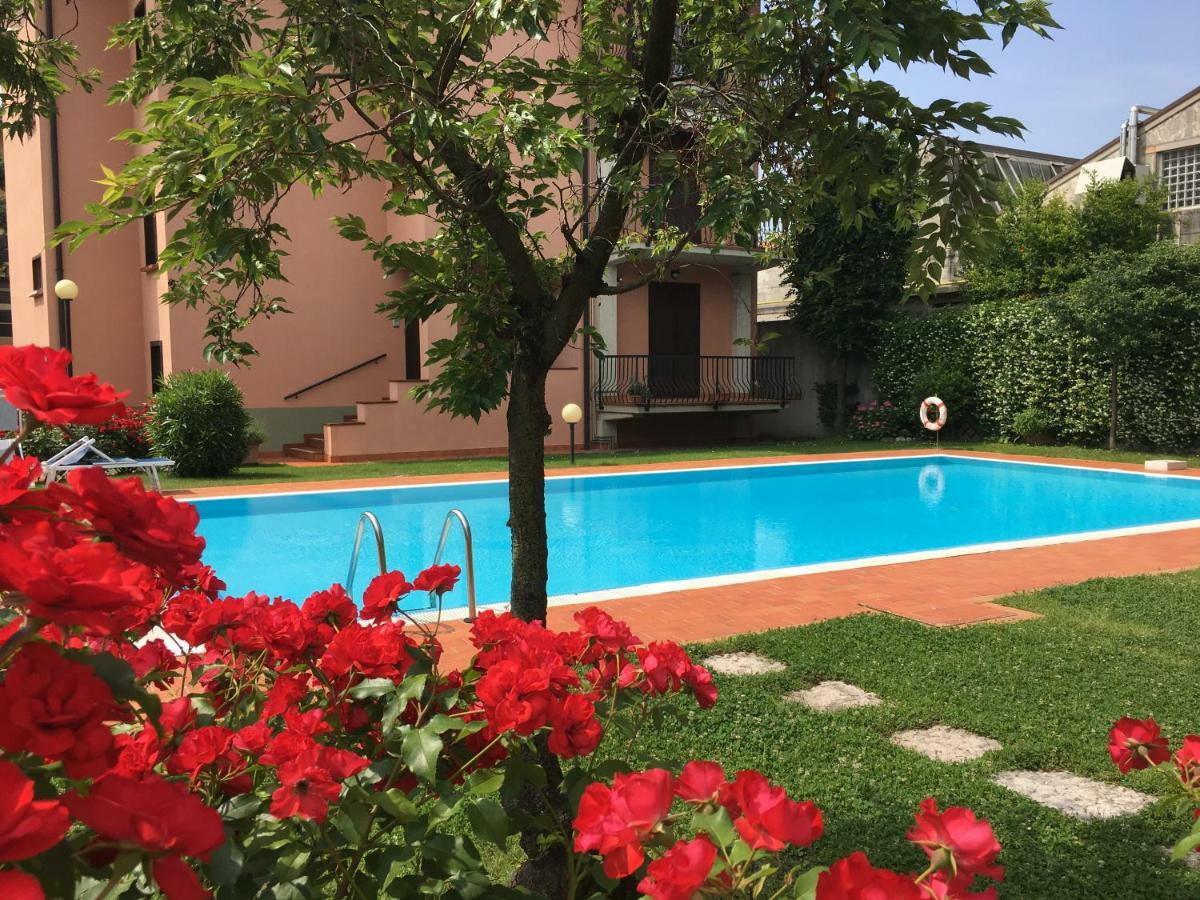Indesenzano Apartment ديسينسانو ديل غاردا المظهر الخارجي الصورة