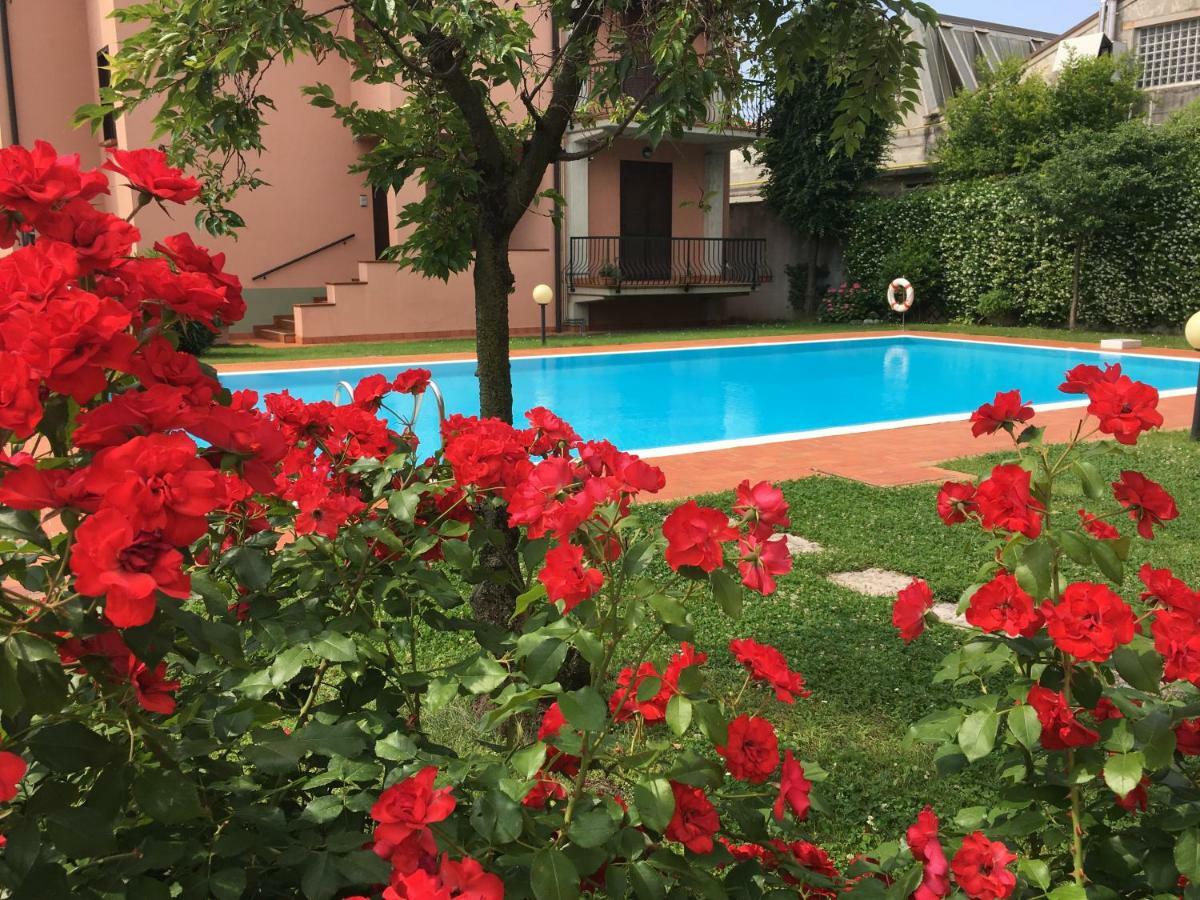 Indesenzano Apartment ديسينسانو ديل غاردا المظهر الخارجي الصورة