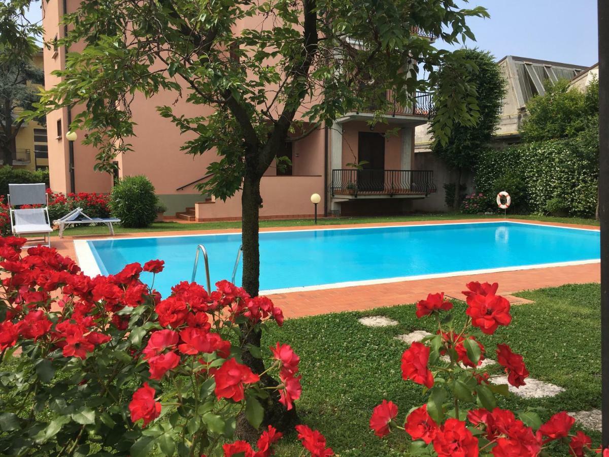 Indesenzano Apartment ديسينسانو ديل غاردا المظهر الخارجي الصورة